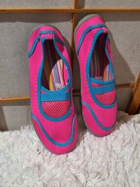 Women's Pink Water-Ready Slip-On Flats with Blue Trim